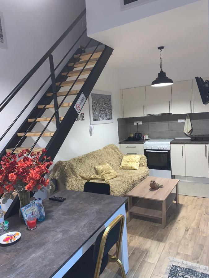 Special Home 71 D Солун Екстериор снимка